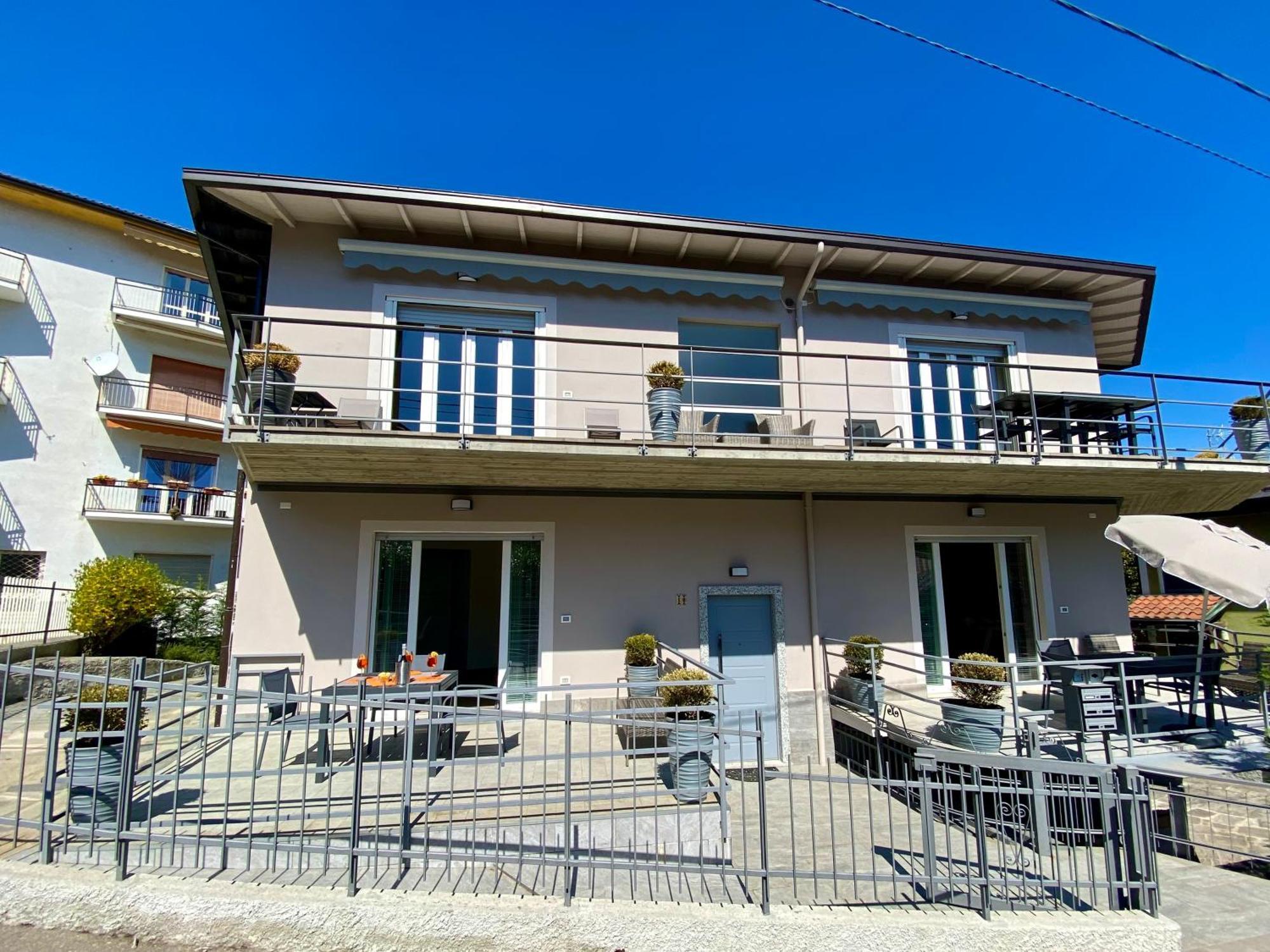 Appartamenti Golfo Borromeo 3 E 4 Бавено Экстерьер фото